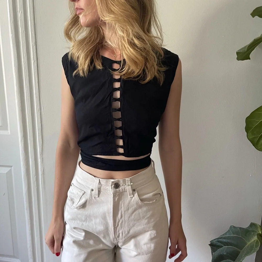Vintage Reversible Black Wrap Crop Top - Picture 9 of 11